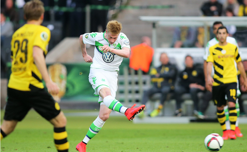 北京国安足协杯夺冠，法比奥荣膺金靴，球员拼尽全力，彰显拼搏精神。（北京国安加冕足协杯冠军，法比奥夺金靴，全队鏖战诠释拼搏精神）