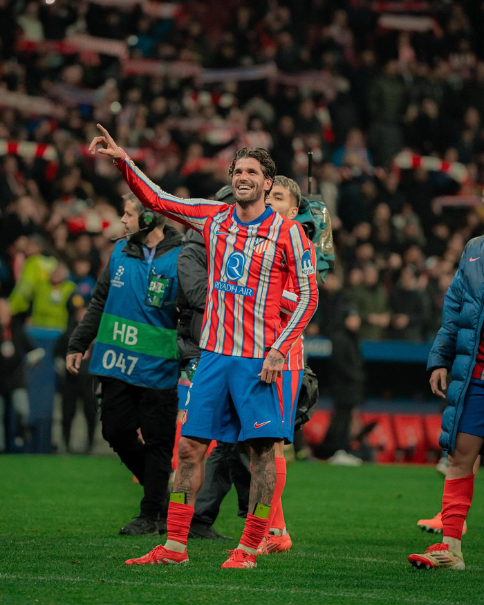 NBA：独行侠击败雄鹿 东契奇全场三双（NBA：独行侠力克雄鹿 东契奇豪取三双）