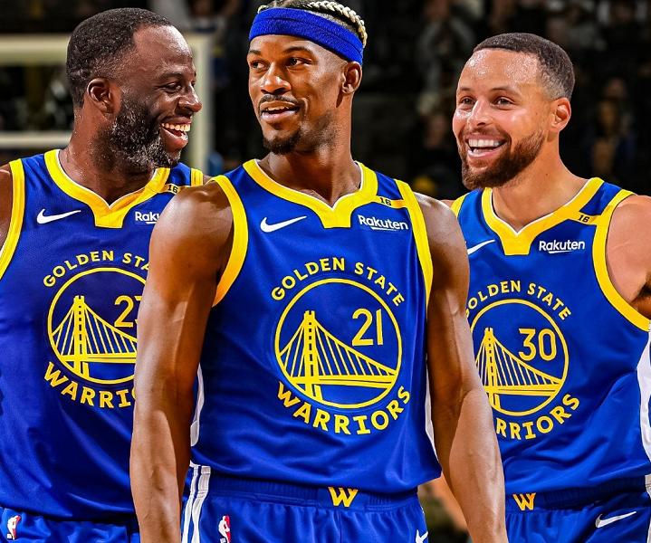 队报：法国队世界杯26人大名单已经确定16人，竞争很激烈（队报：法国队26人世界杯名单已锁定16席，剩余名额竞争激烈）