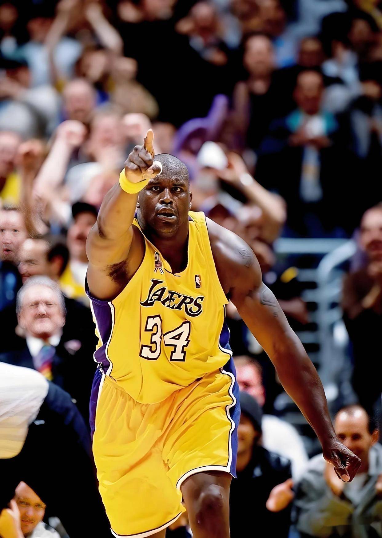 米体：弗拉霍维奇愿意留在尤文，但薪水始终是个问题（米体：弗拉霍维奇倾向留守尤文，薪资问题仍是关键障碍）